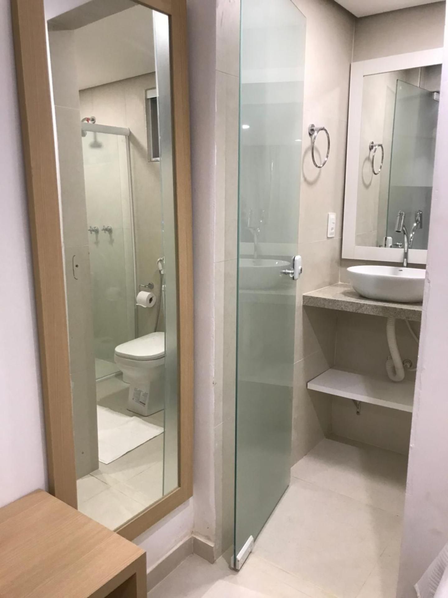 Deluxe Queen Suite