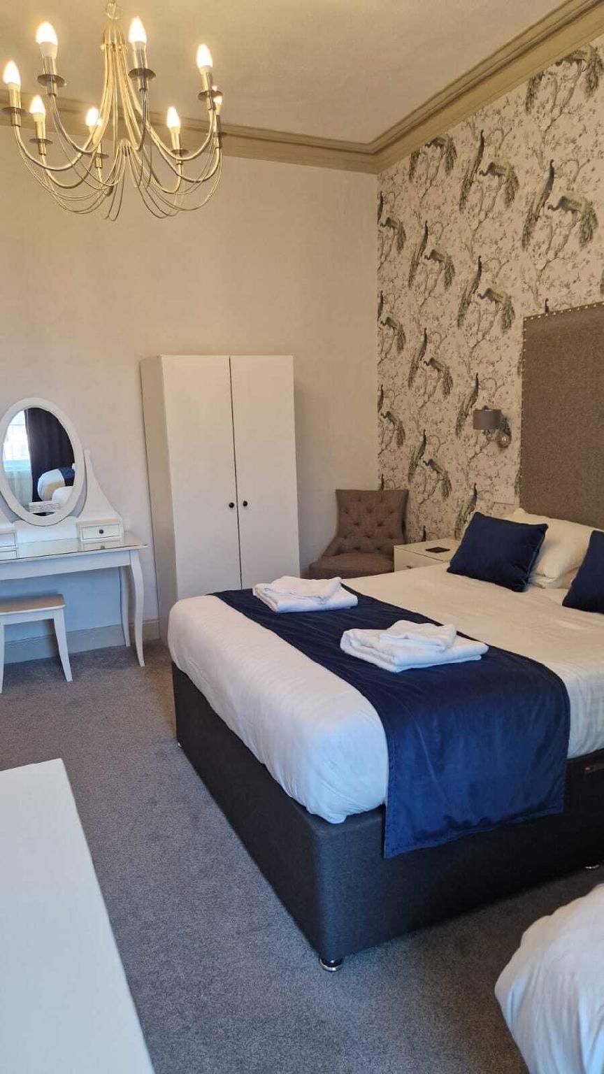 6-Triple room-Ensuite with Shower