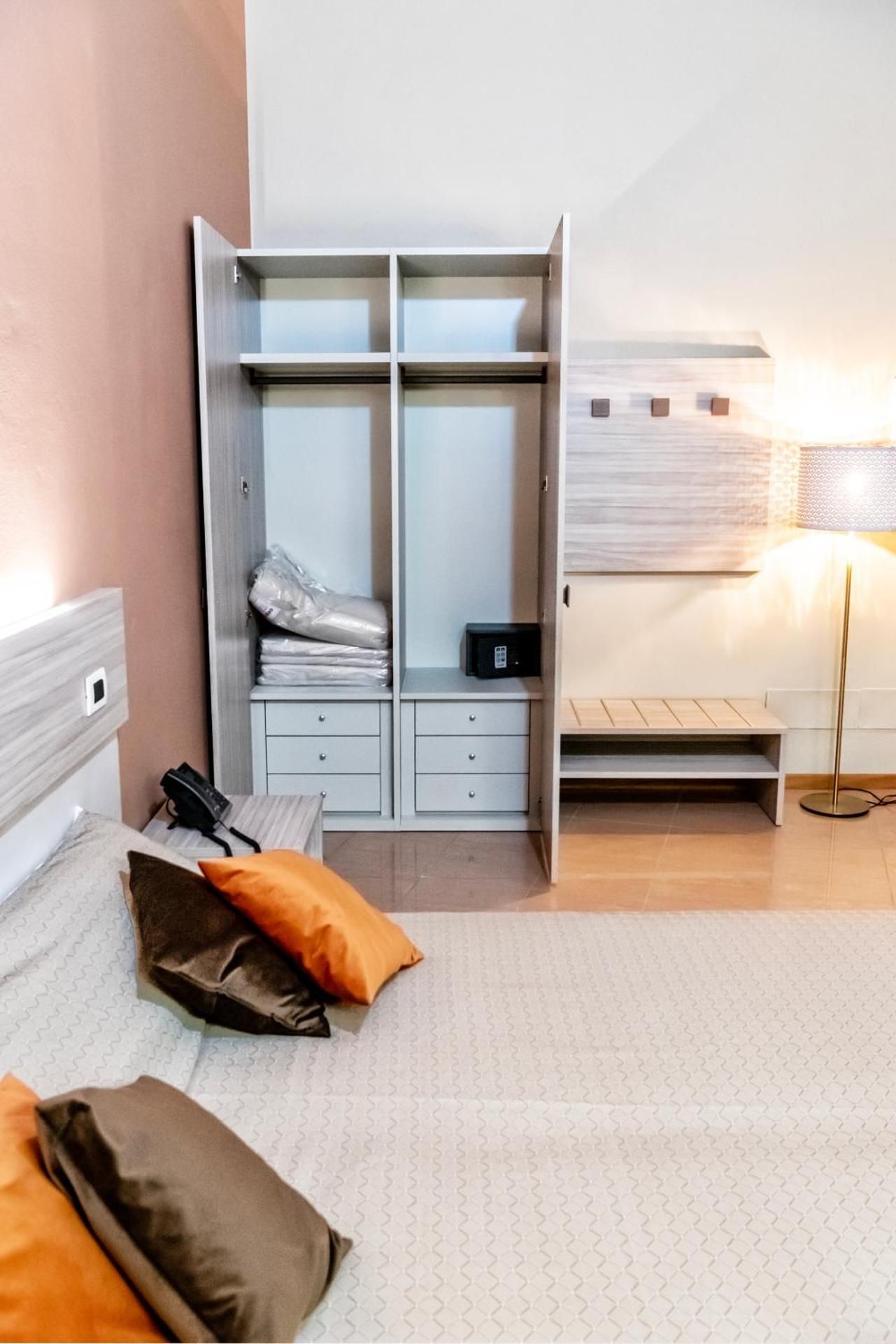 Single Room With Private Bathroom