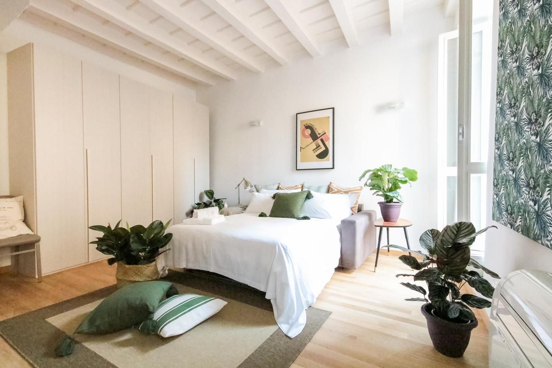 Apartment with Balcony
