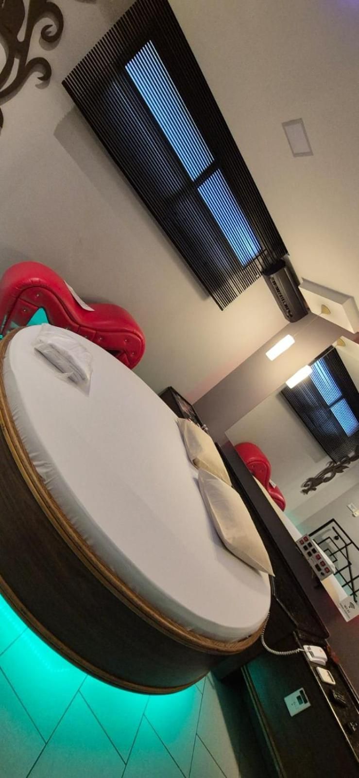 Antari's Suites