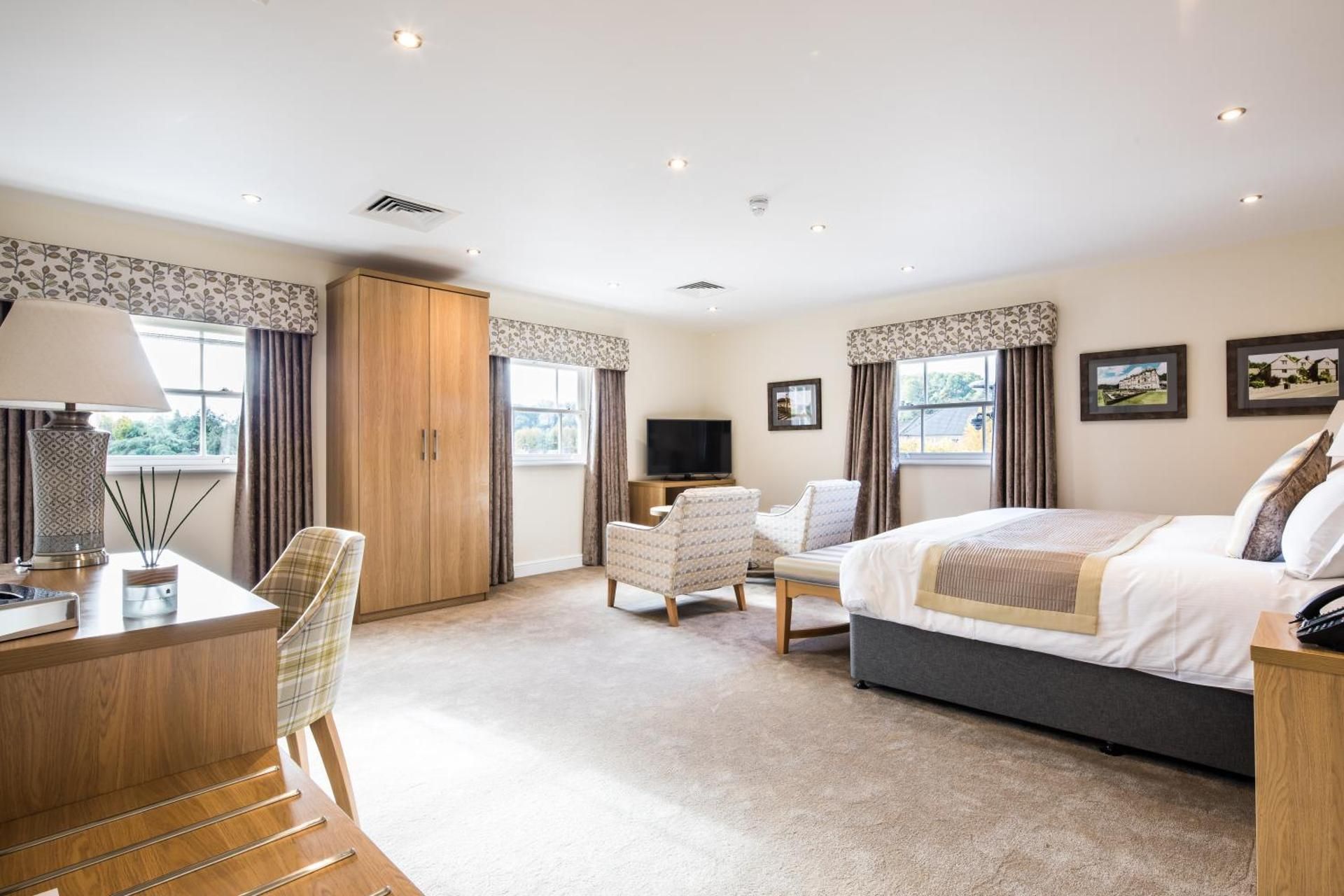 The H Boutique Hotel Deluxe Suite