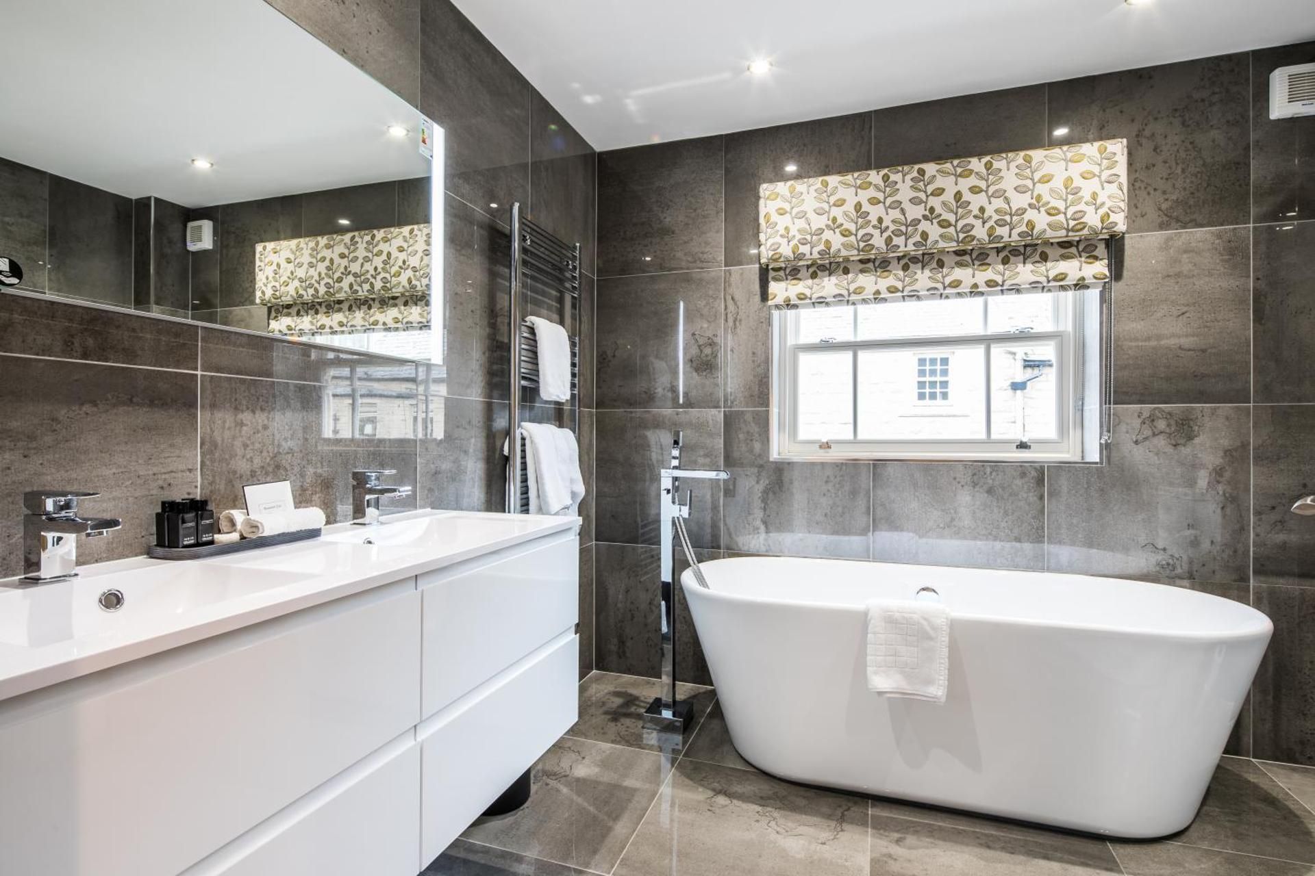 The H Boutique Hotel Superior King Suite 3