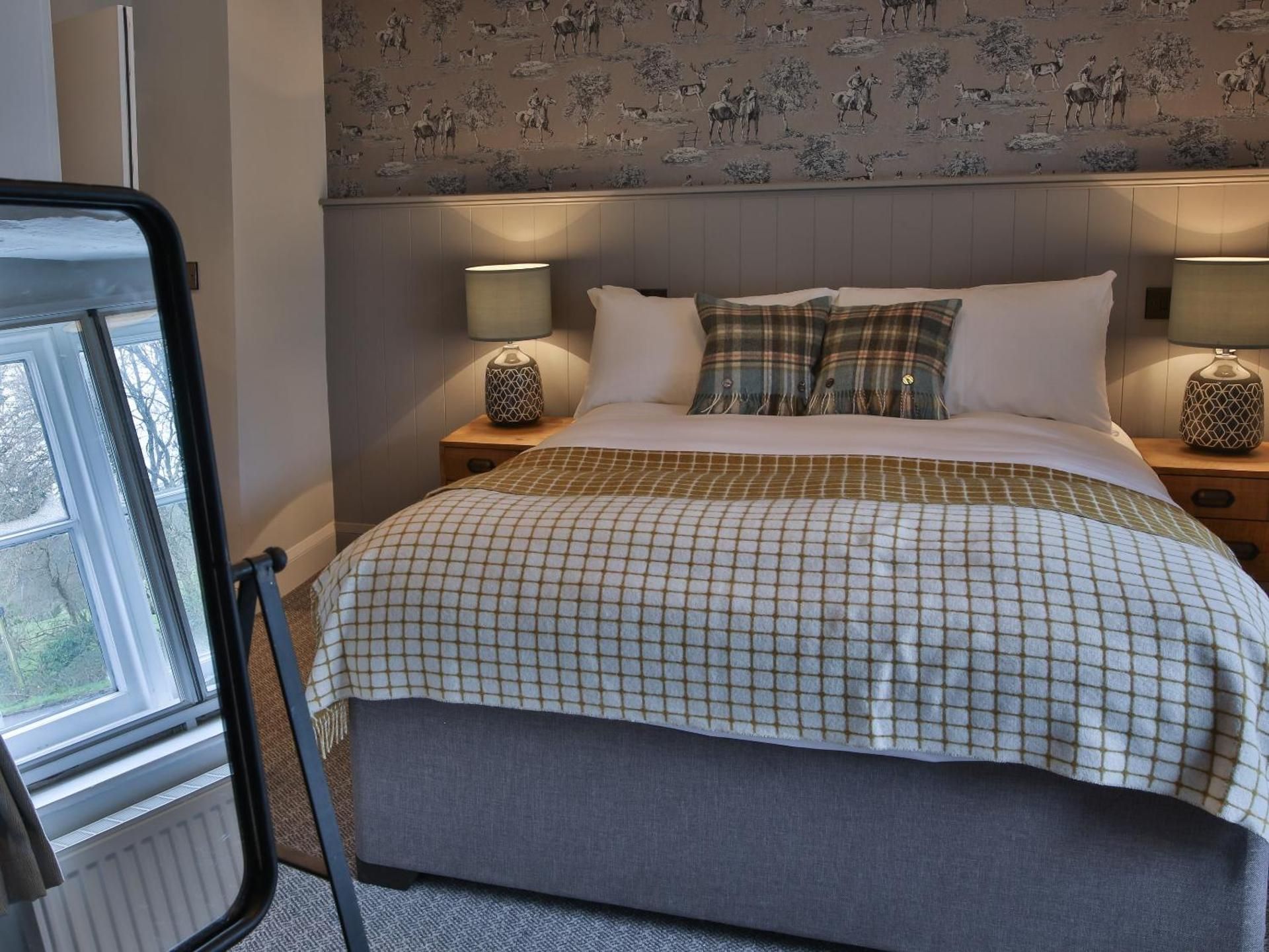 The Exeter Inn King Room