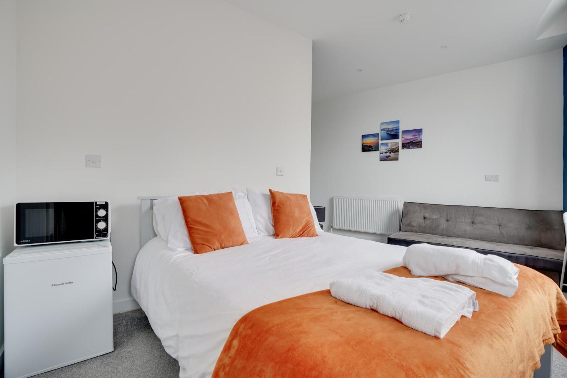 Double Room with Private Bathroom