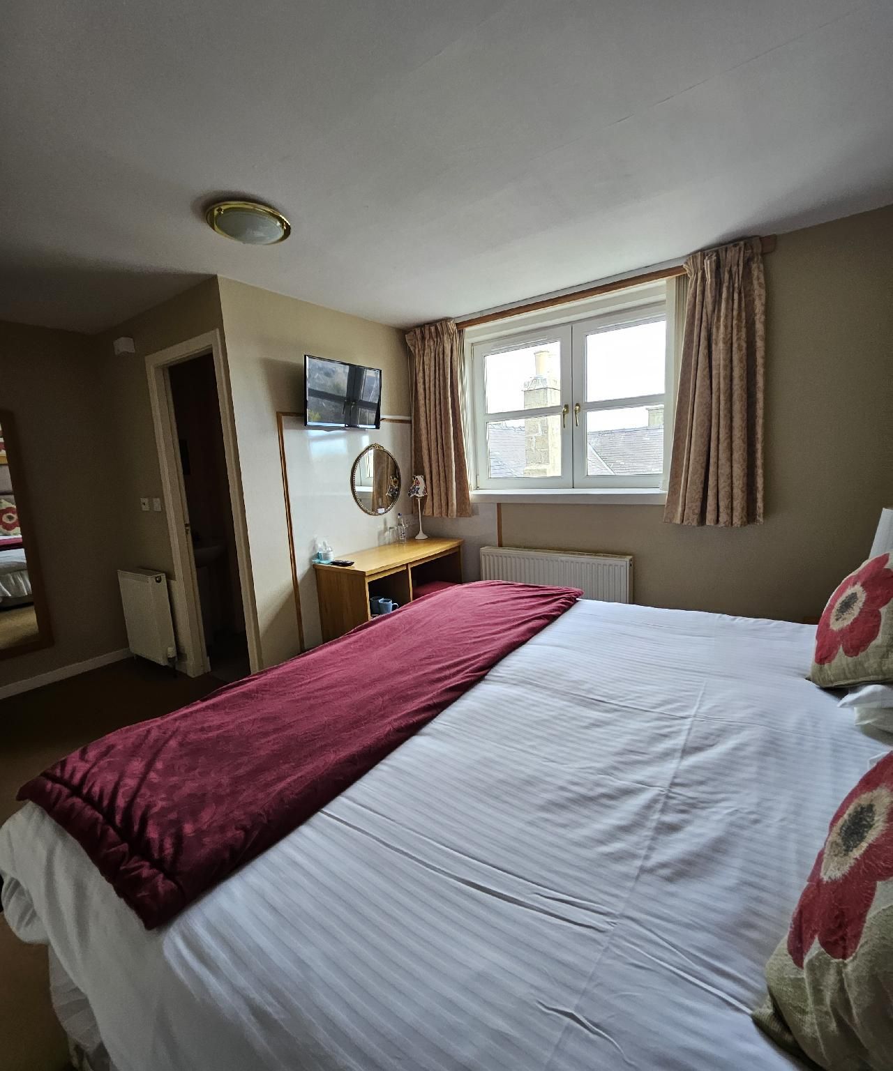 One Bedroom Apartment