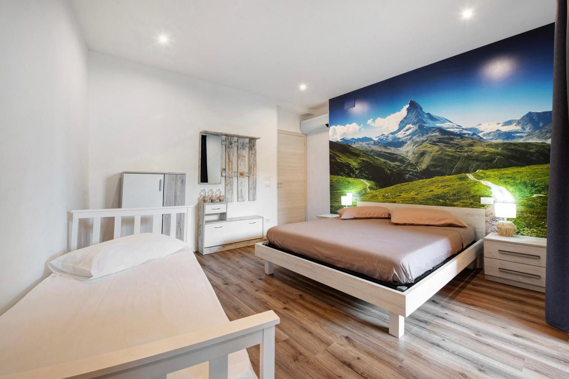 Triple Room with Mountain View
