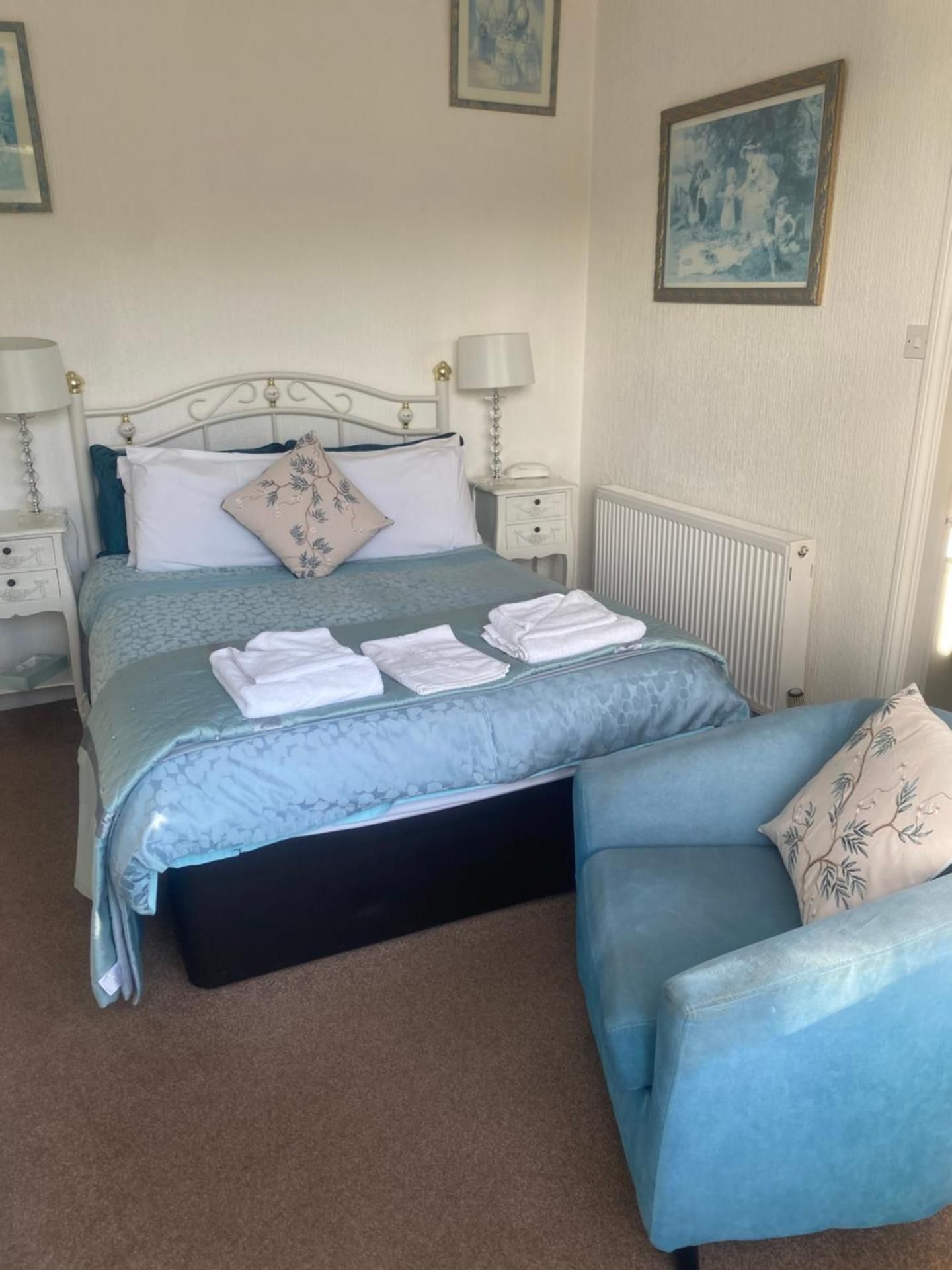 Double Room with Private Bathroom