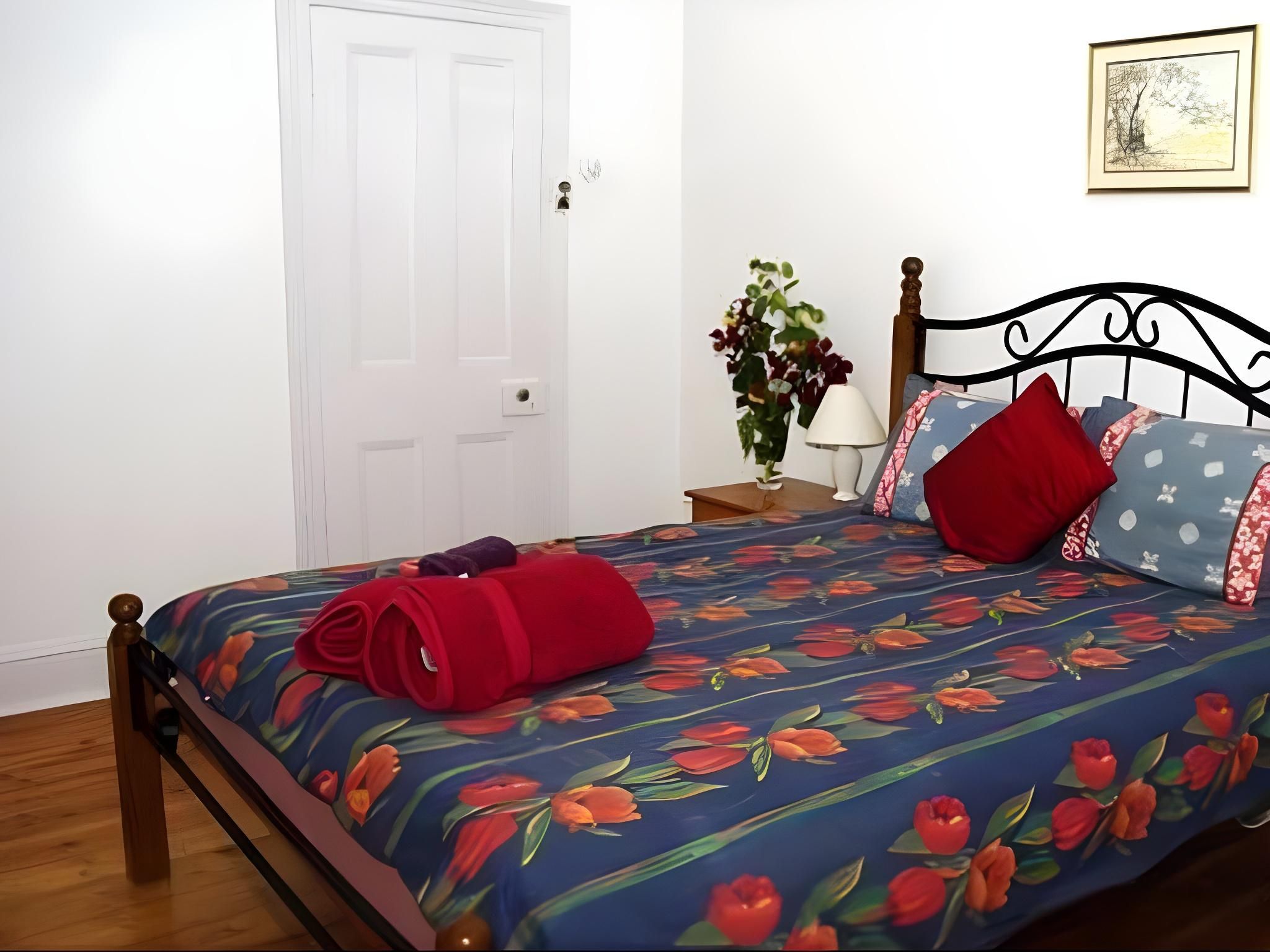 Black Jack Get-A-Way 3 Bedroom Apartment - Min. 2 nights