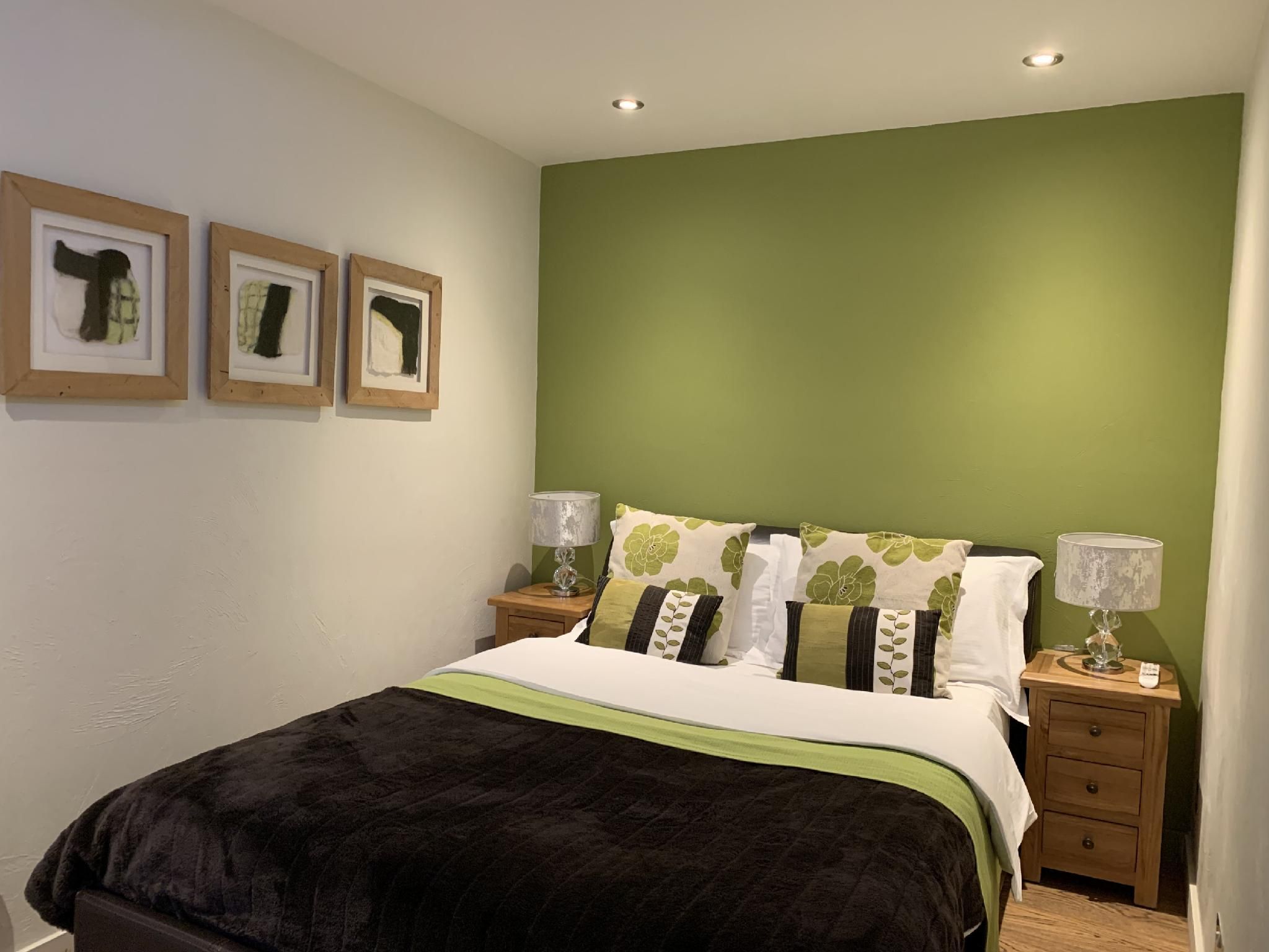 Bath House Hotel & Restaurant Family Suite 2