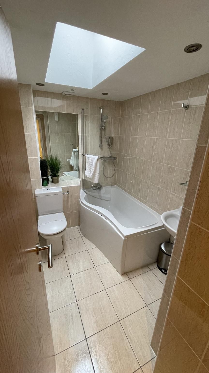 Bath House Hotel & Restaurant Family Suite 3