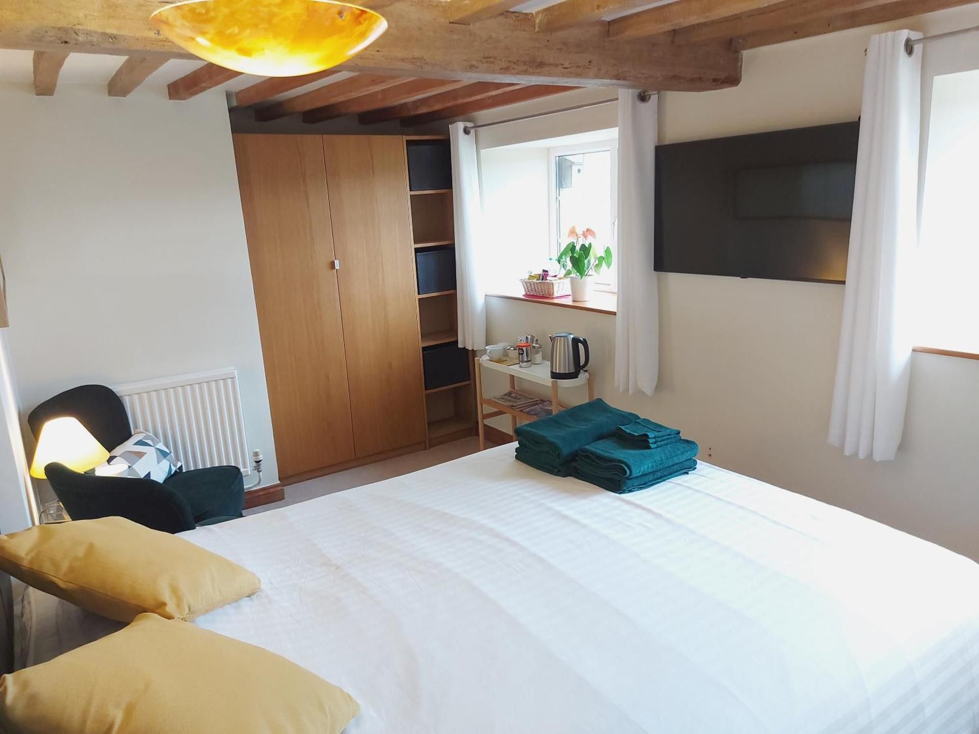 Double Room with Private Bathroom