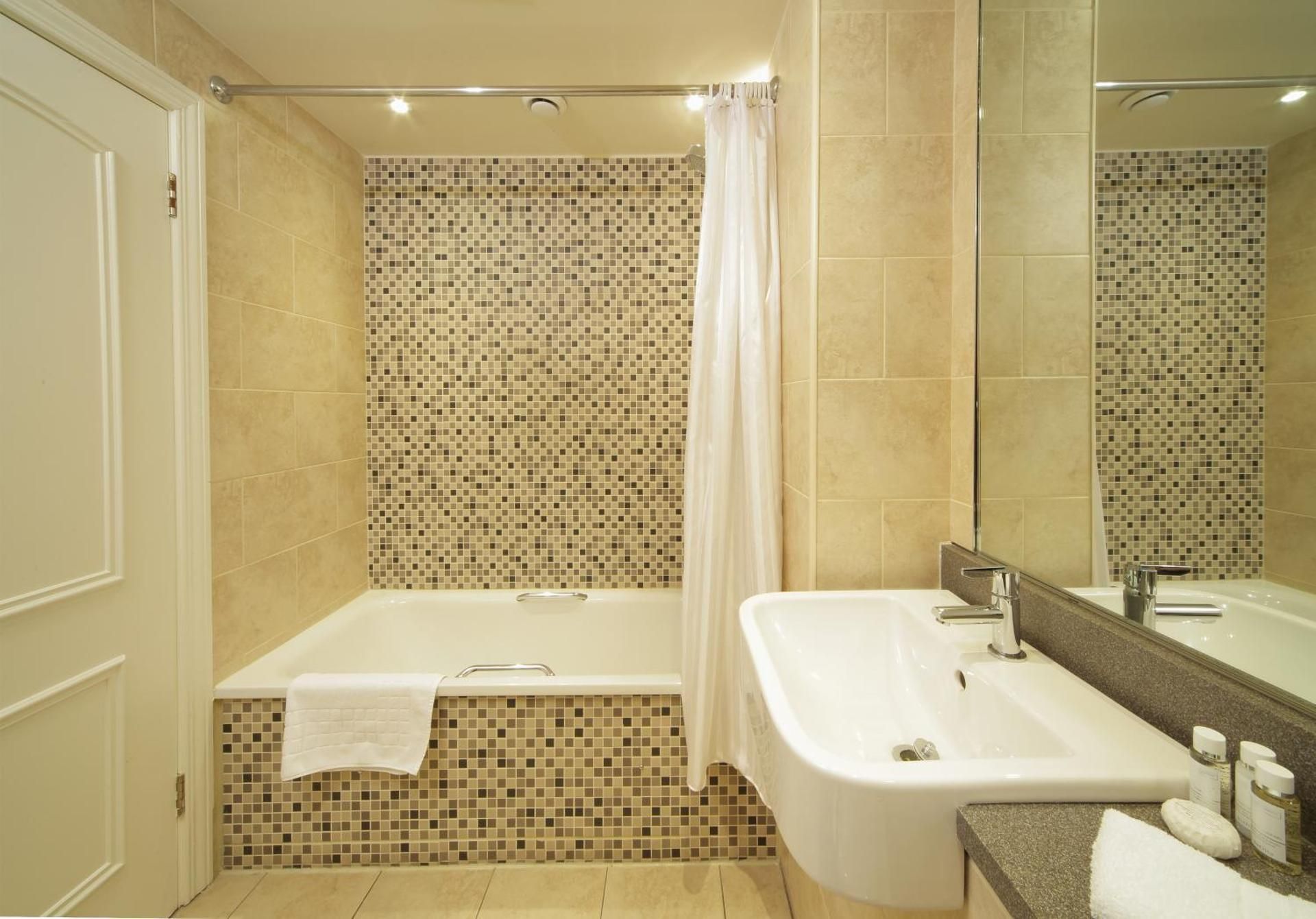 Trout Hotel Classic Double Room 3