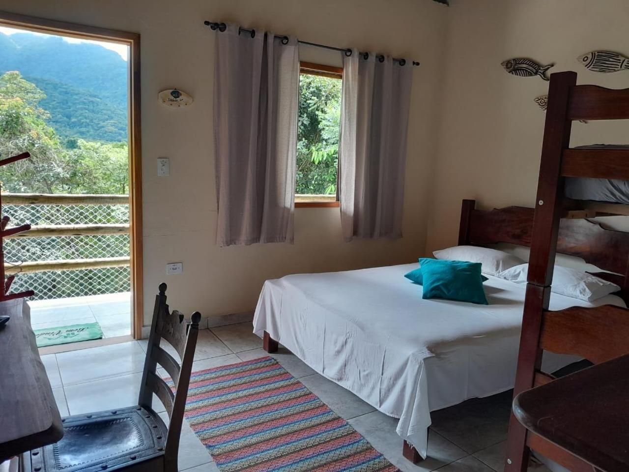 Suite with Mountain View