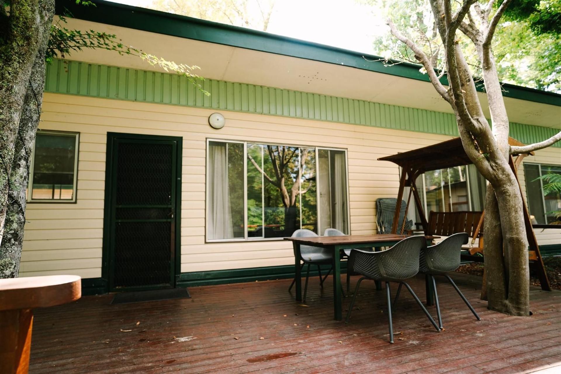 Alpine Riverside Cottages