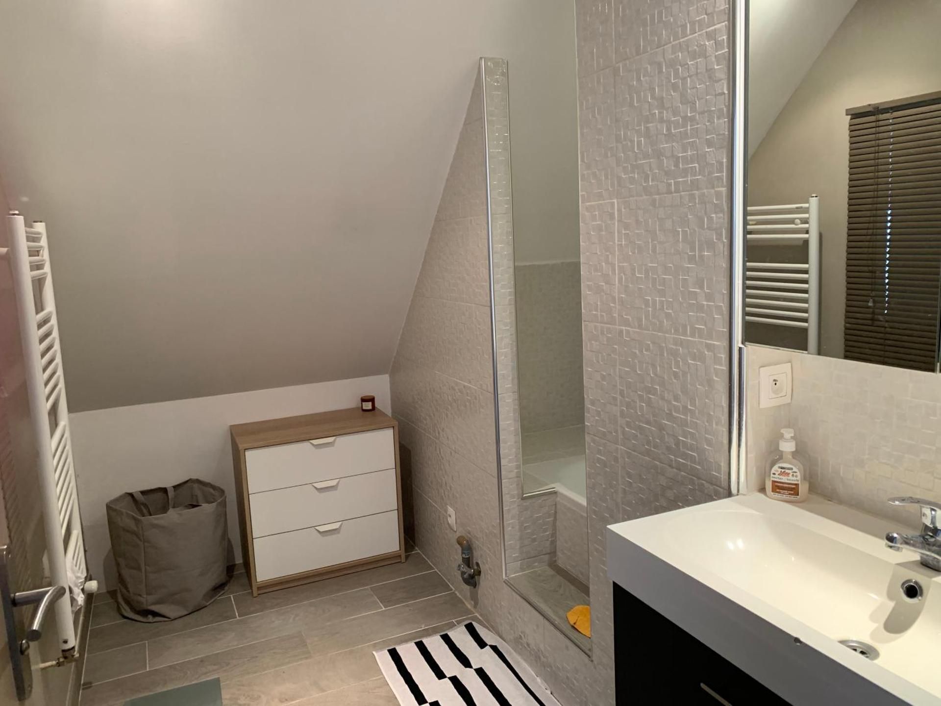Double Room with Shared Bathroom