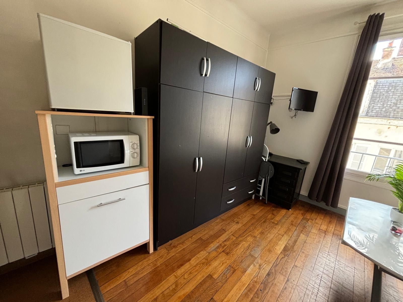 L'écrin Melunais-Appartement-Budget-Douche-Vue ville