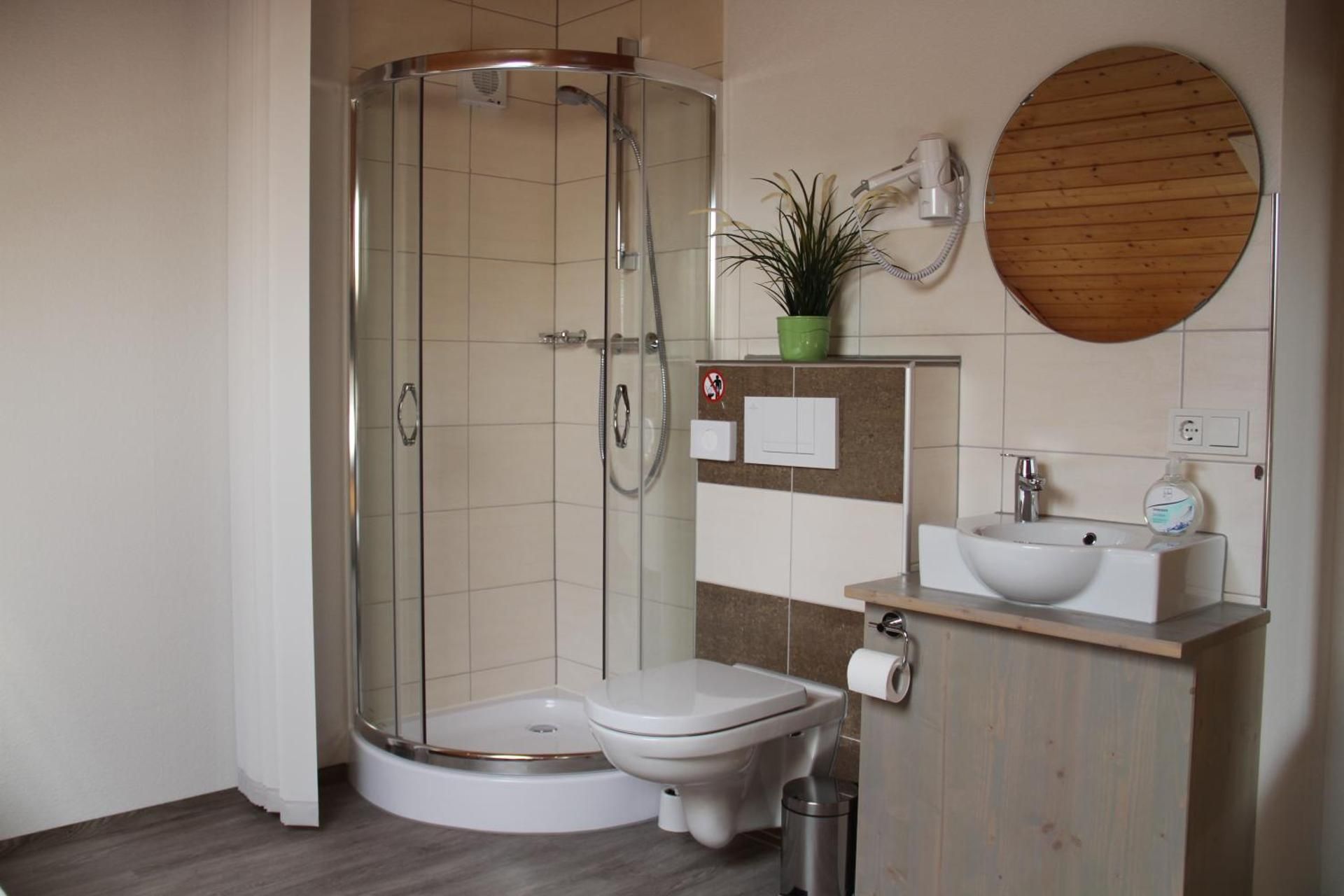 Triple Room with Shower