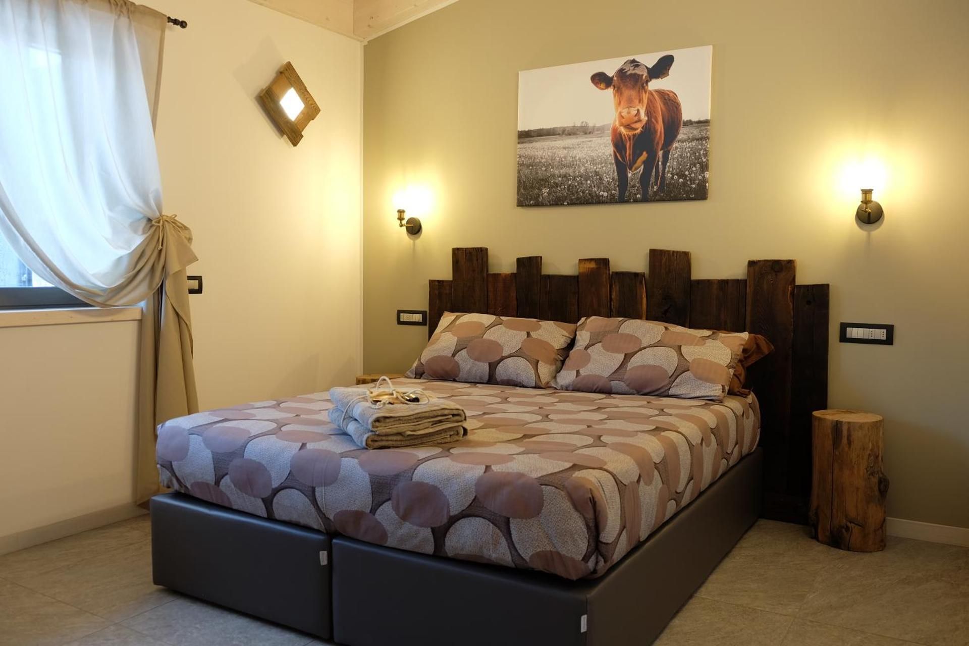 Double or Twin Room with Private Bathroom