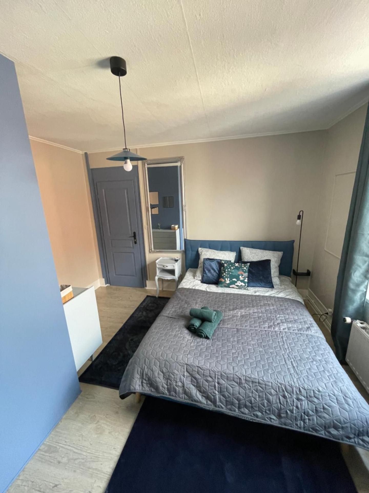 Queen Room with Garden View