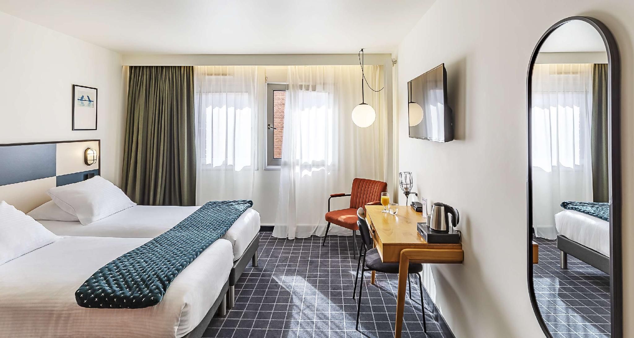 2 Single Beds, NonSmoking, Classic Room