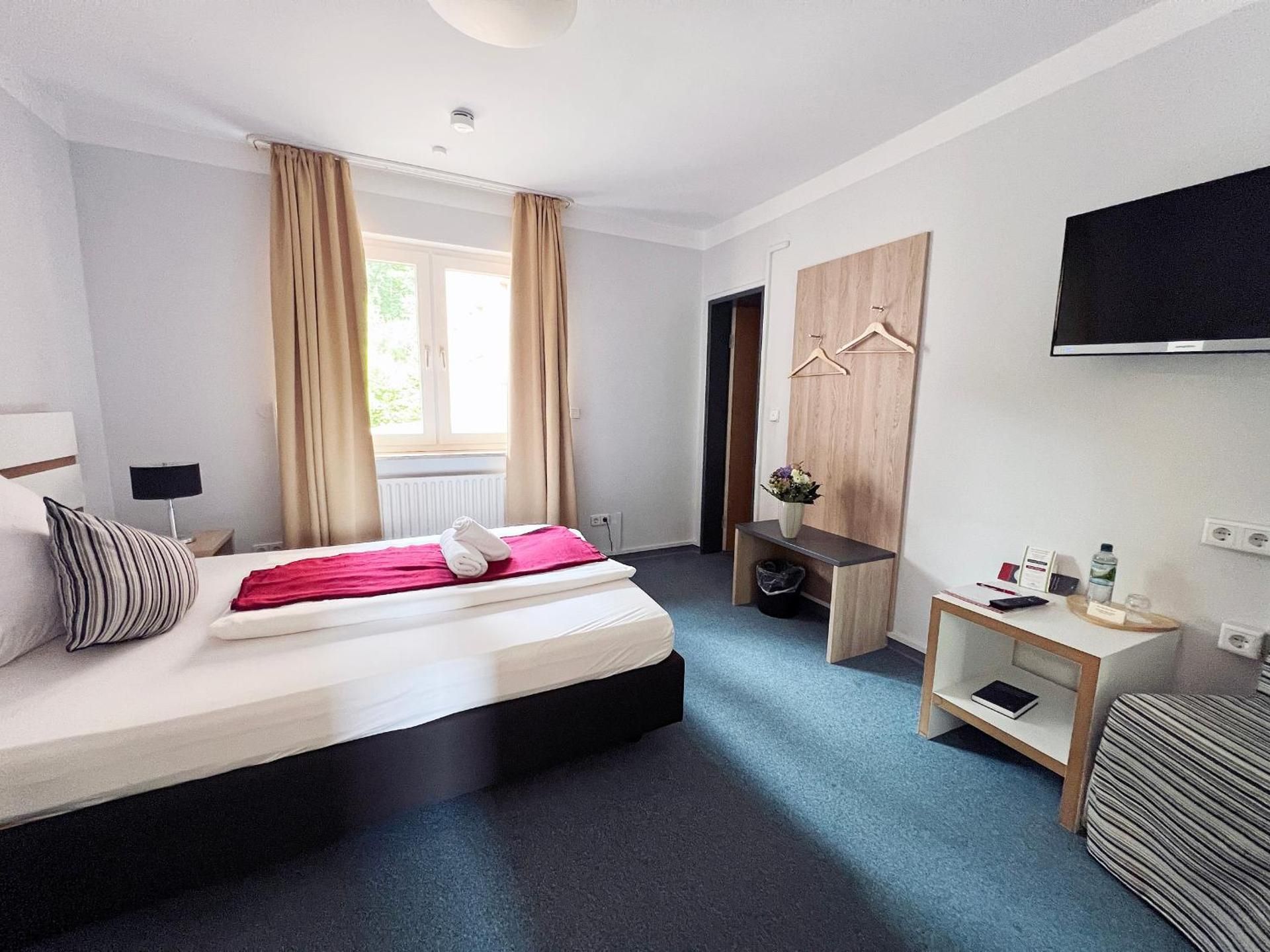 Economy Single Room