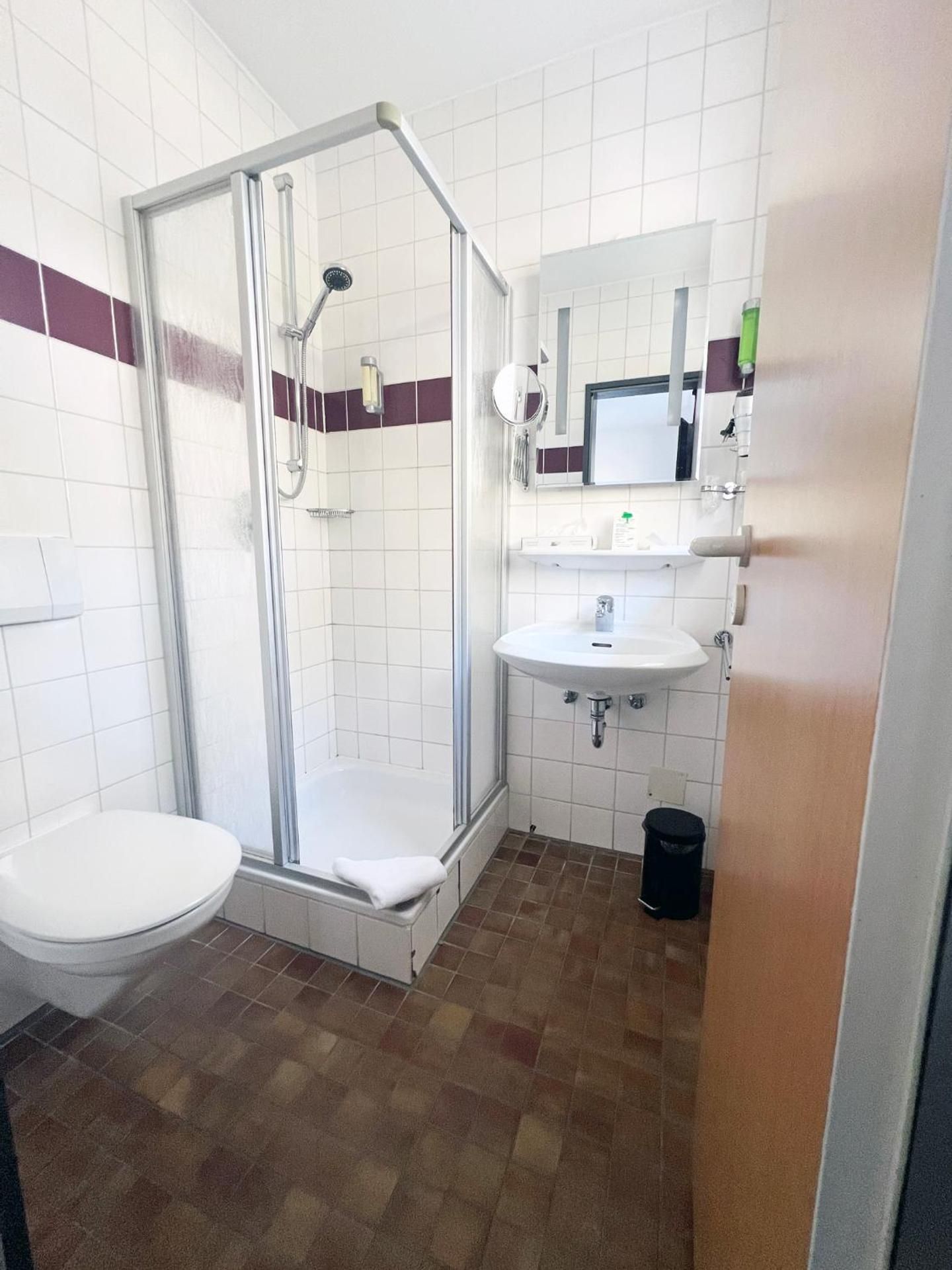 Economy Single Room