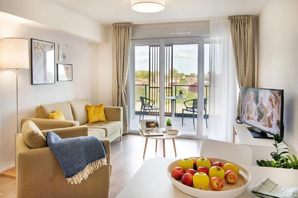 Two-Bedroom Apartment with Balcony