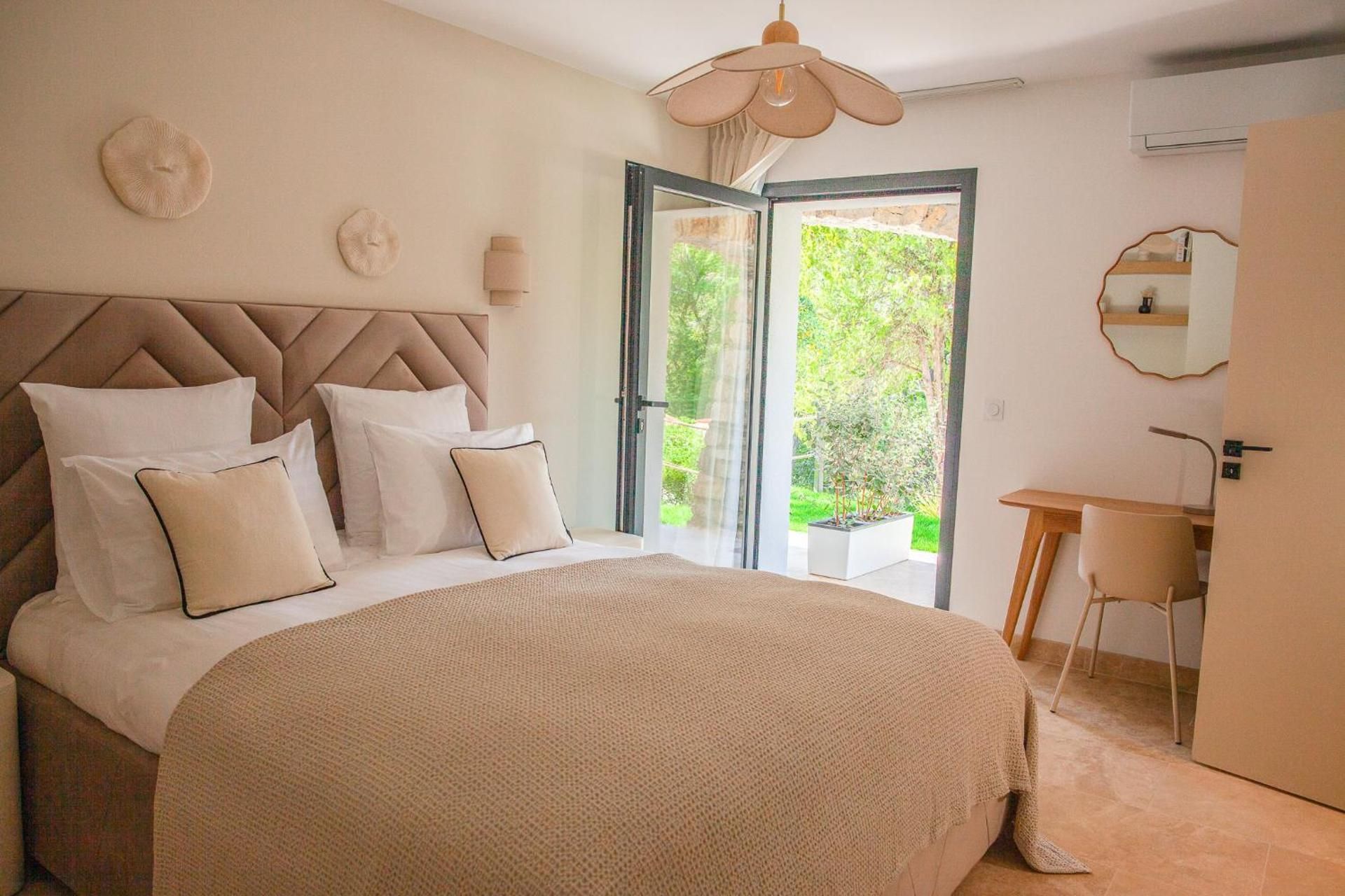 Double Room with Pool View