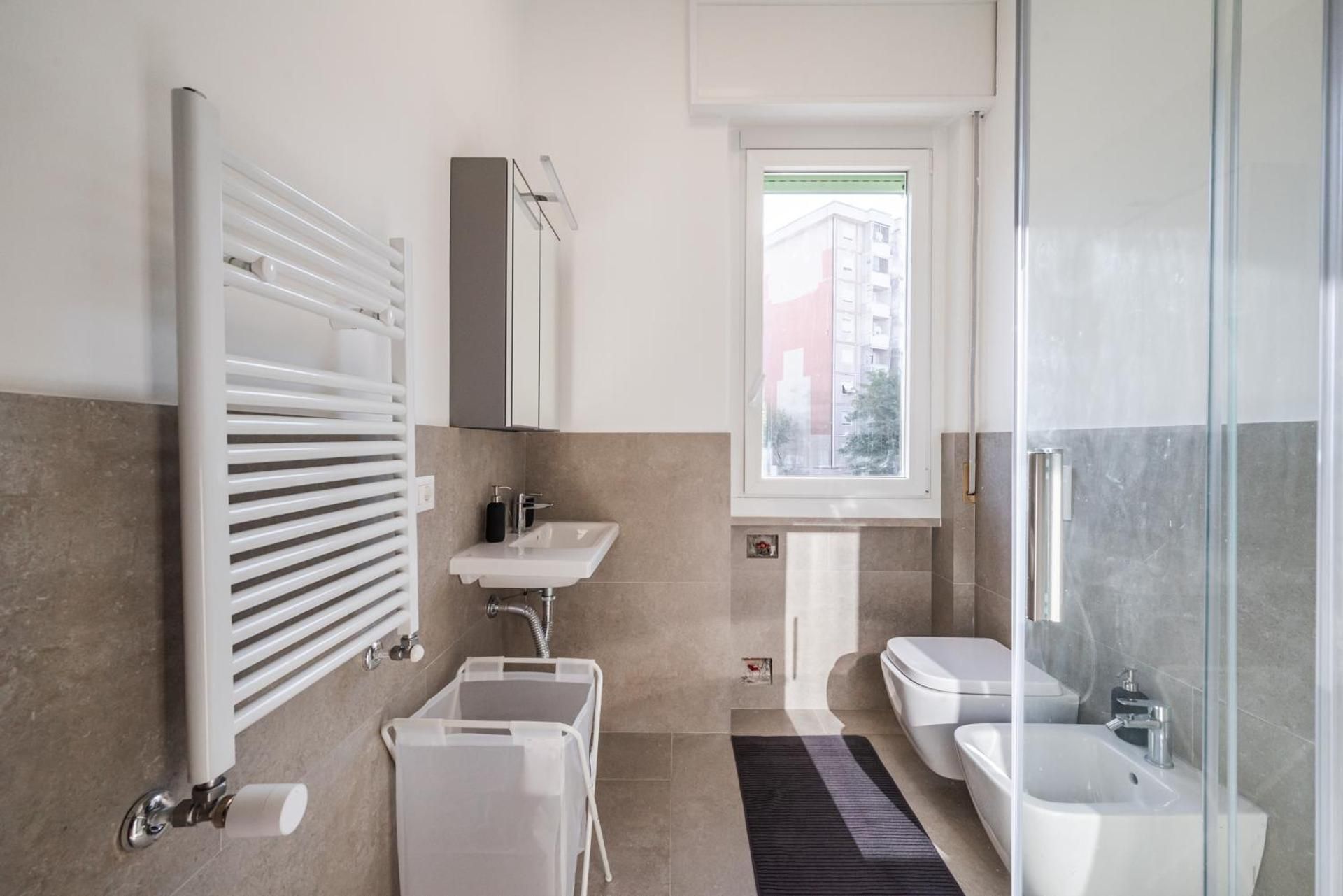 Twin Room with Shared Bathroom