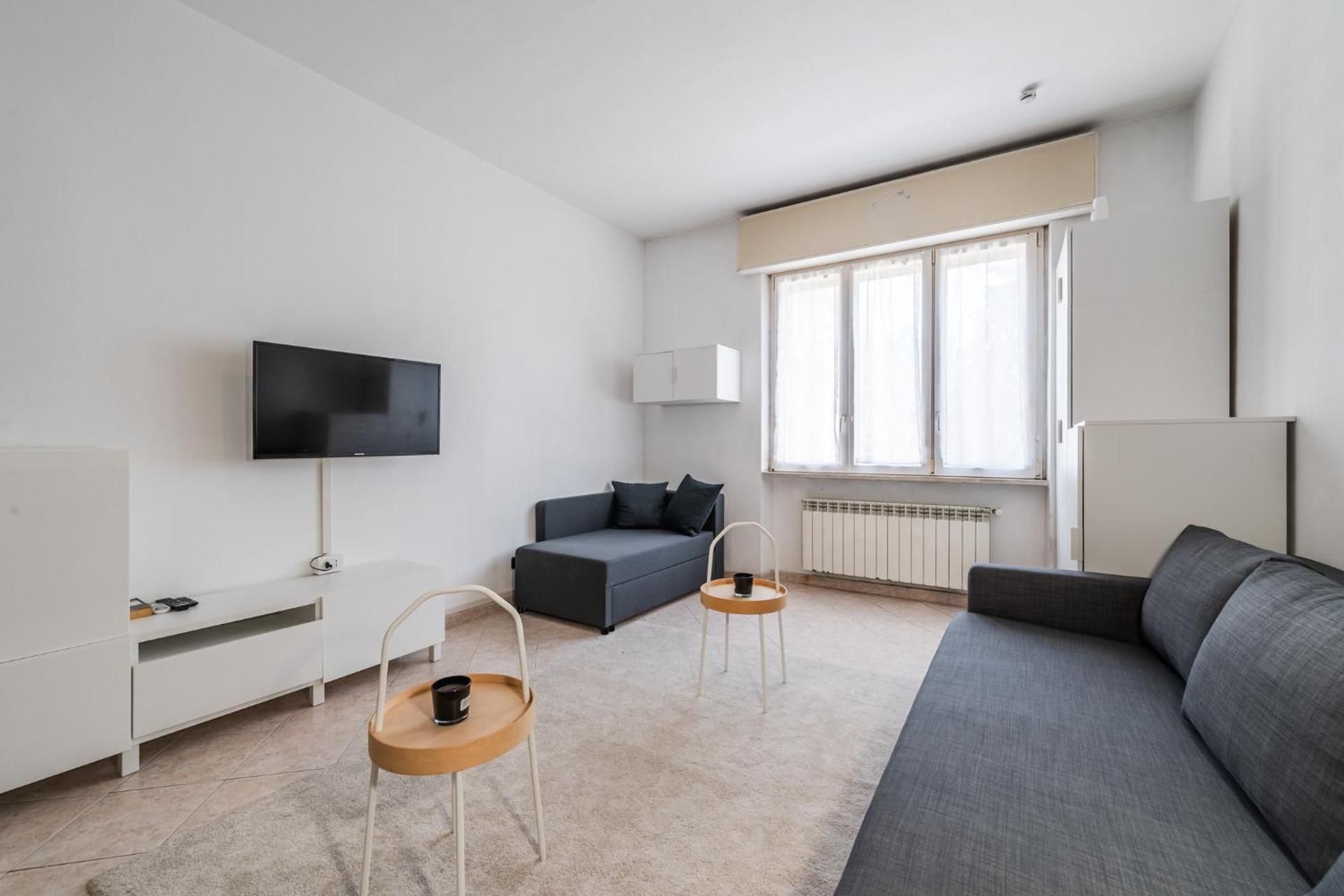 One-Bedroom Apartment - Non-Smoking