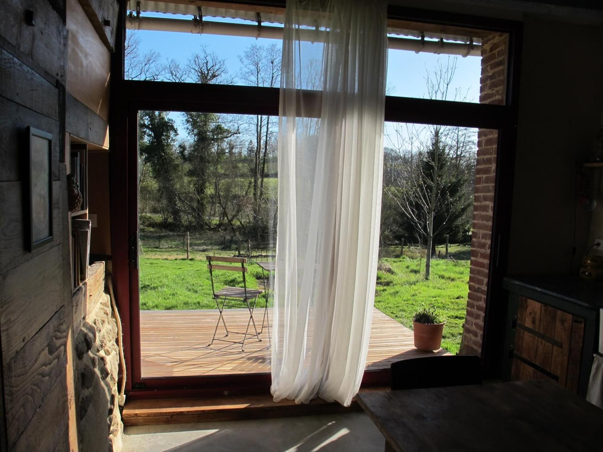 Apartment with Garden View