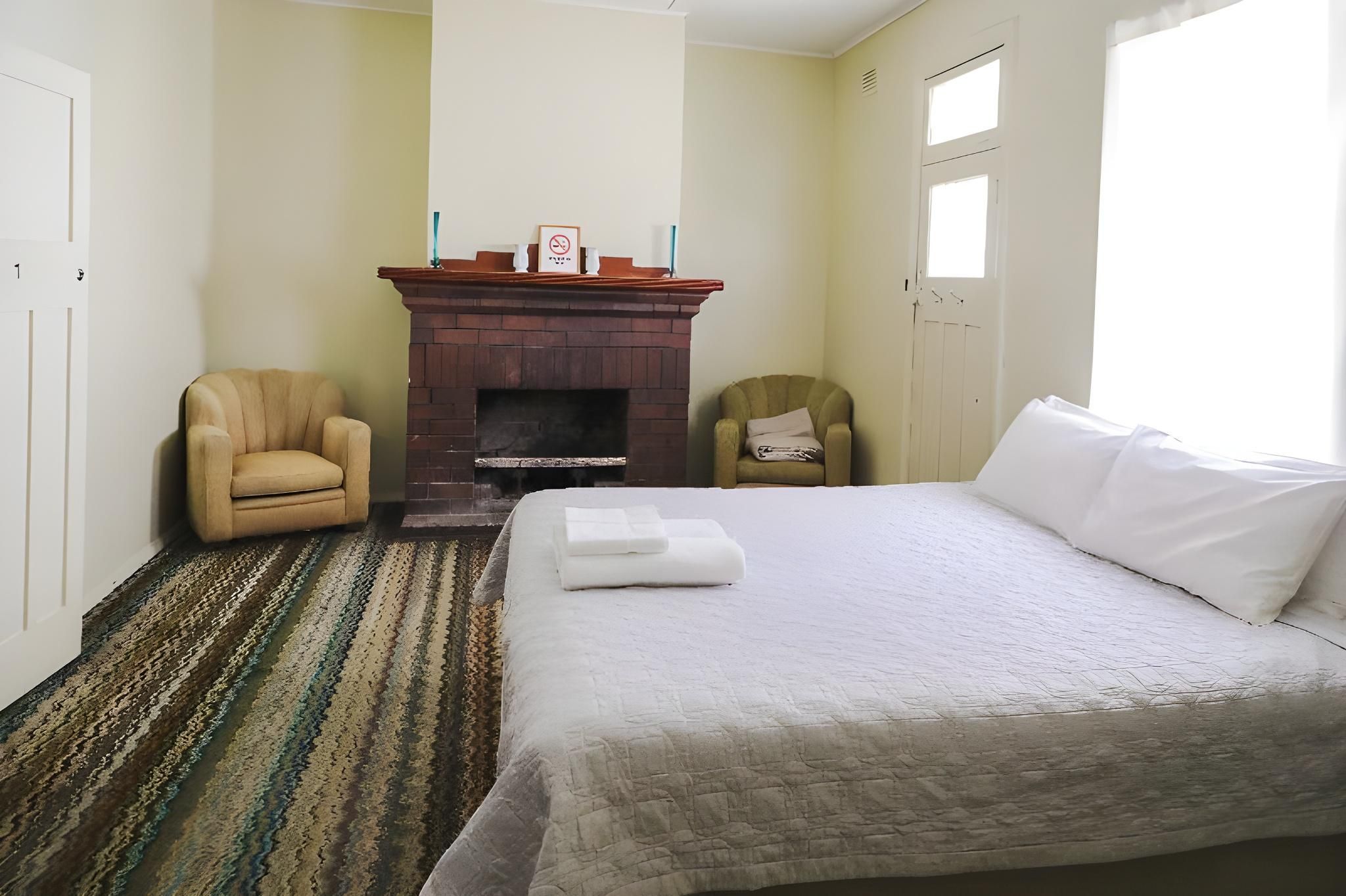 Double or Twin Room with Shared Bathroom