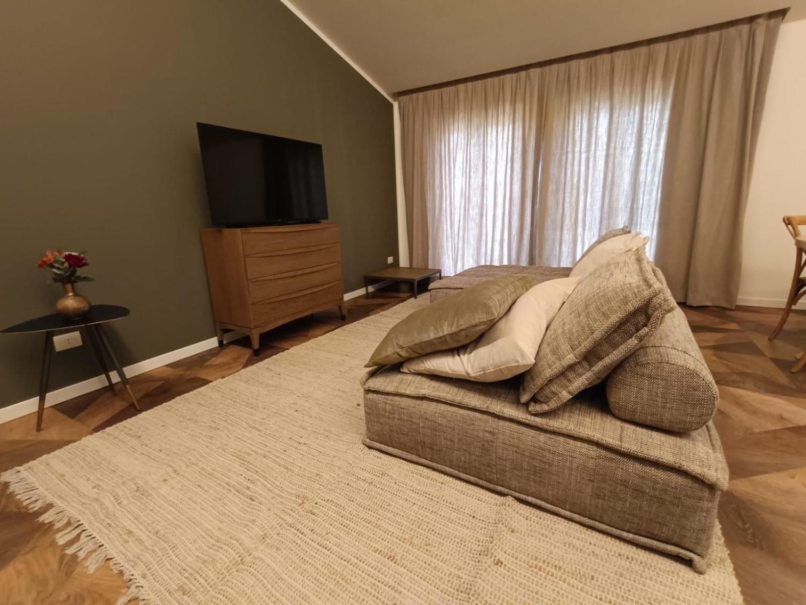Suite Apartment