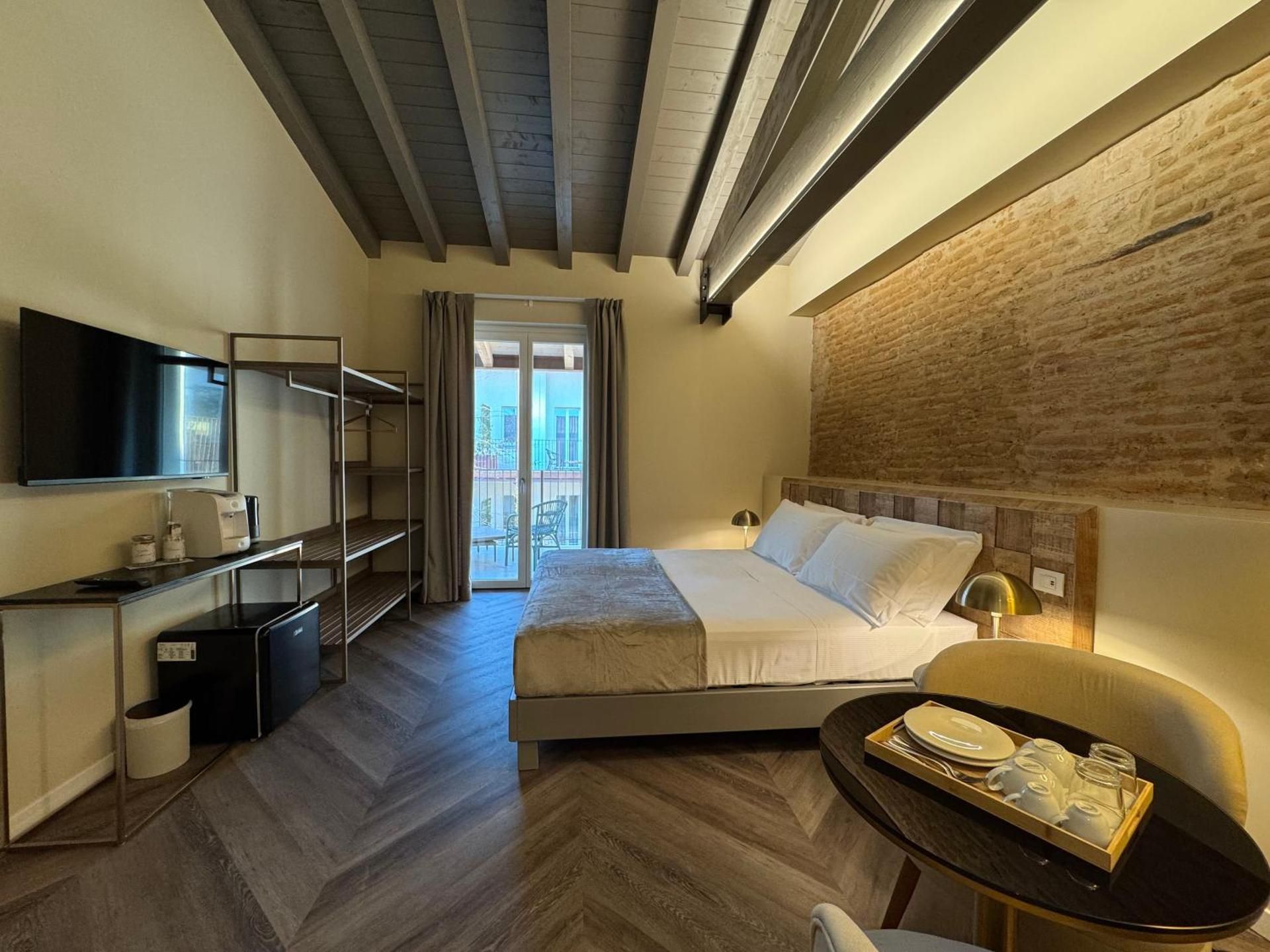 Deluxe Junior Suite