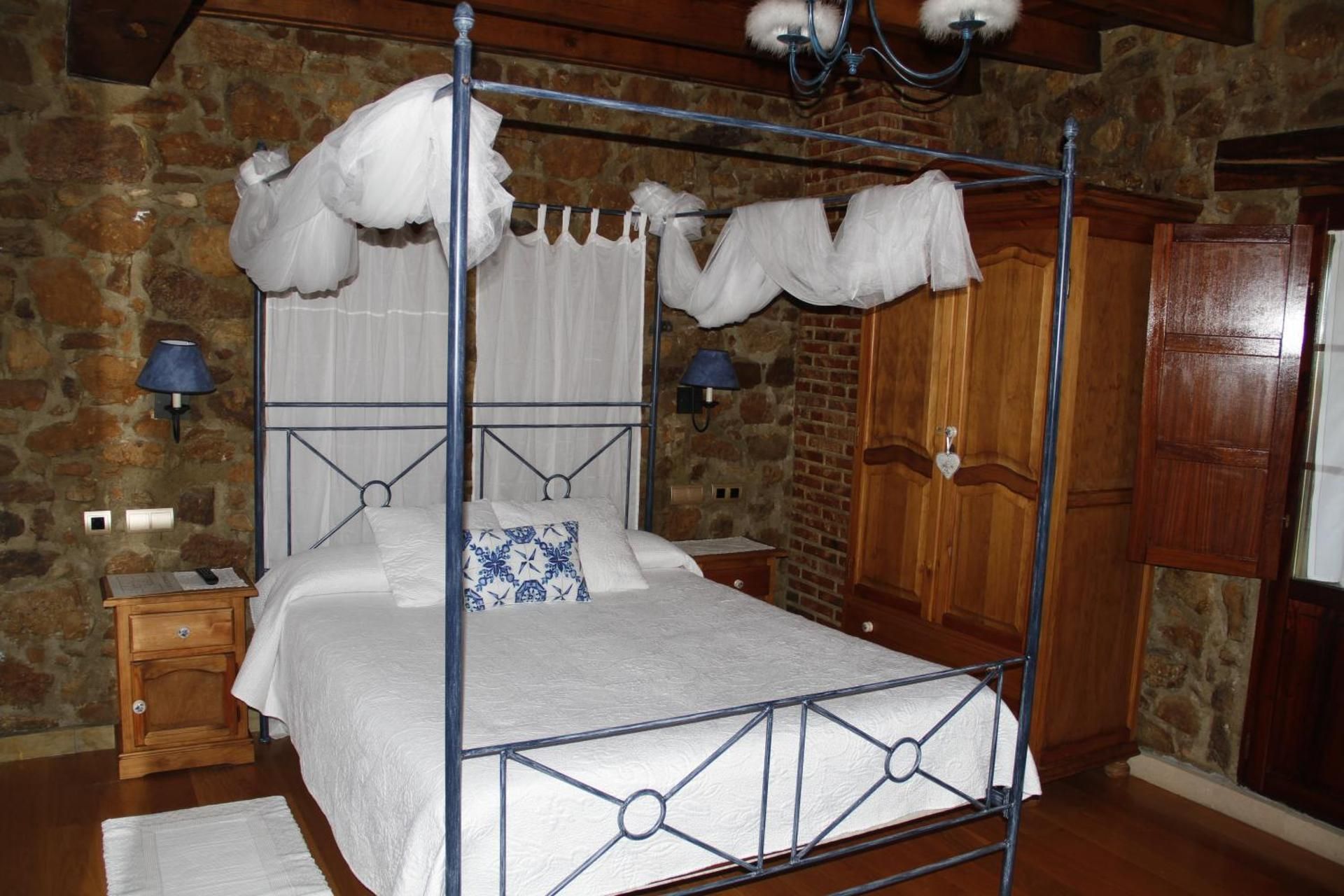 Double Room with Terrace and Spa Bath