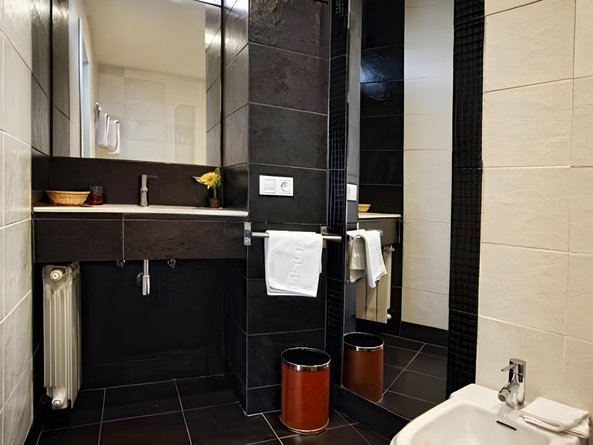 Dúplex-Baño privado externo