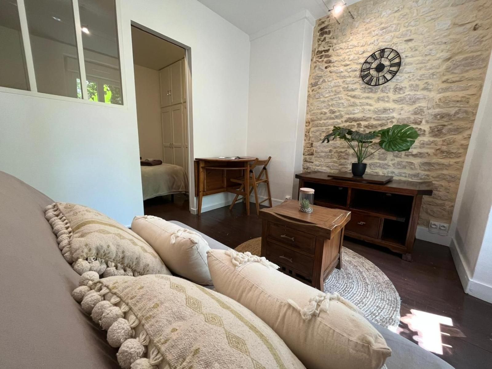 One-Bedroom Apartment with Garden View