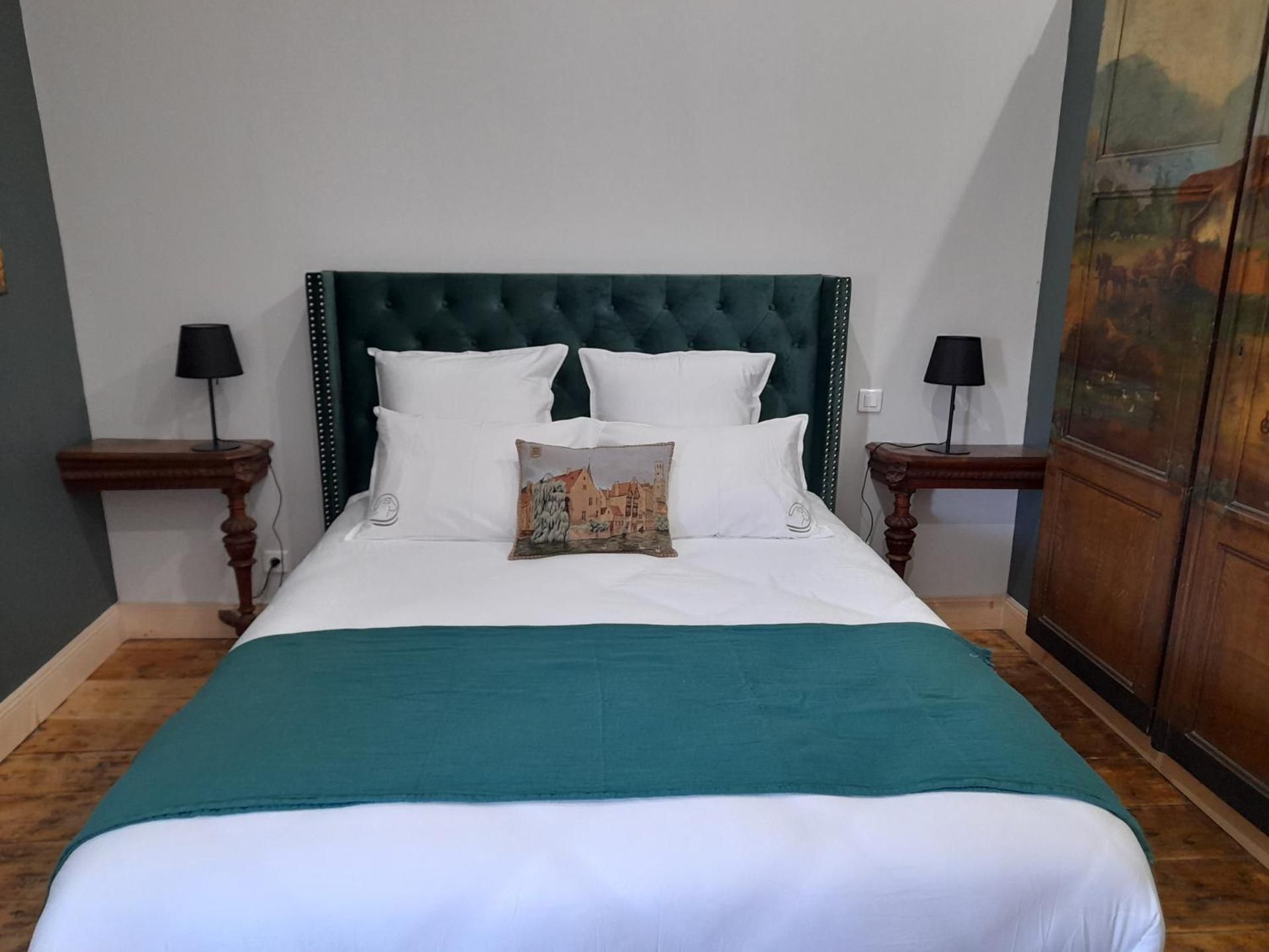 Queen Room with Balcony