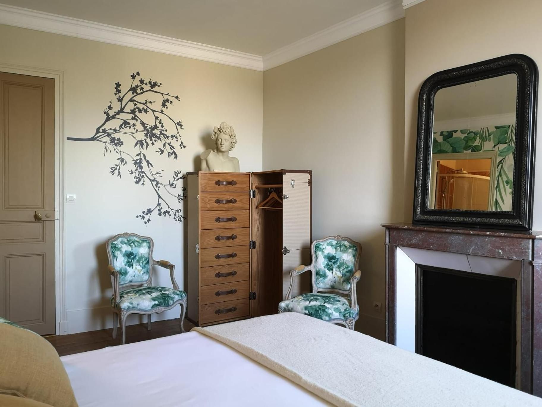 Double Room with Private Bathroom