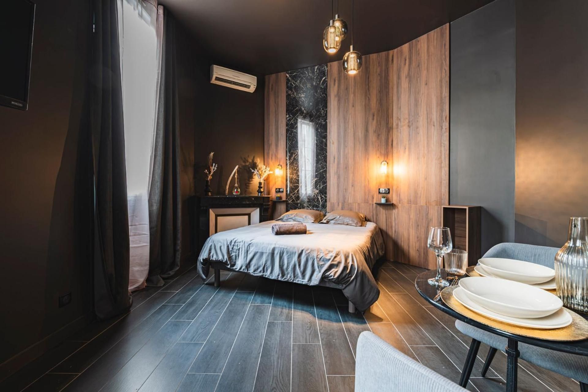 One-Bedroom Apartment with Spa Bath