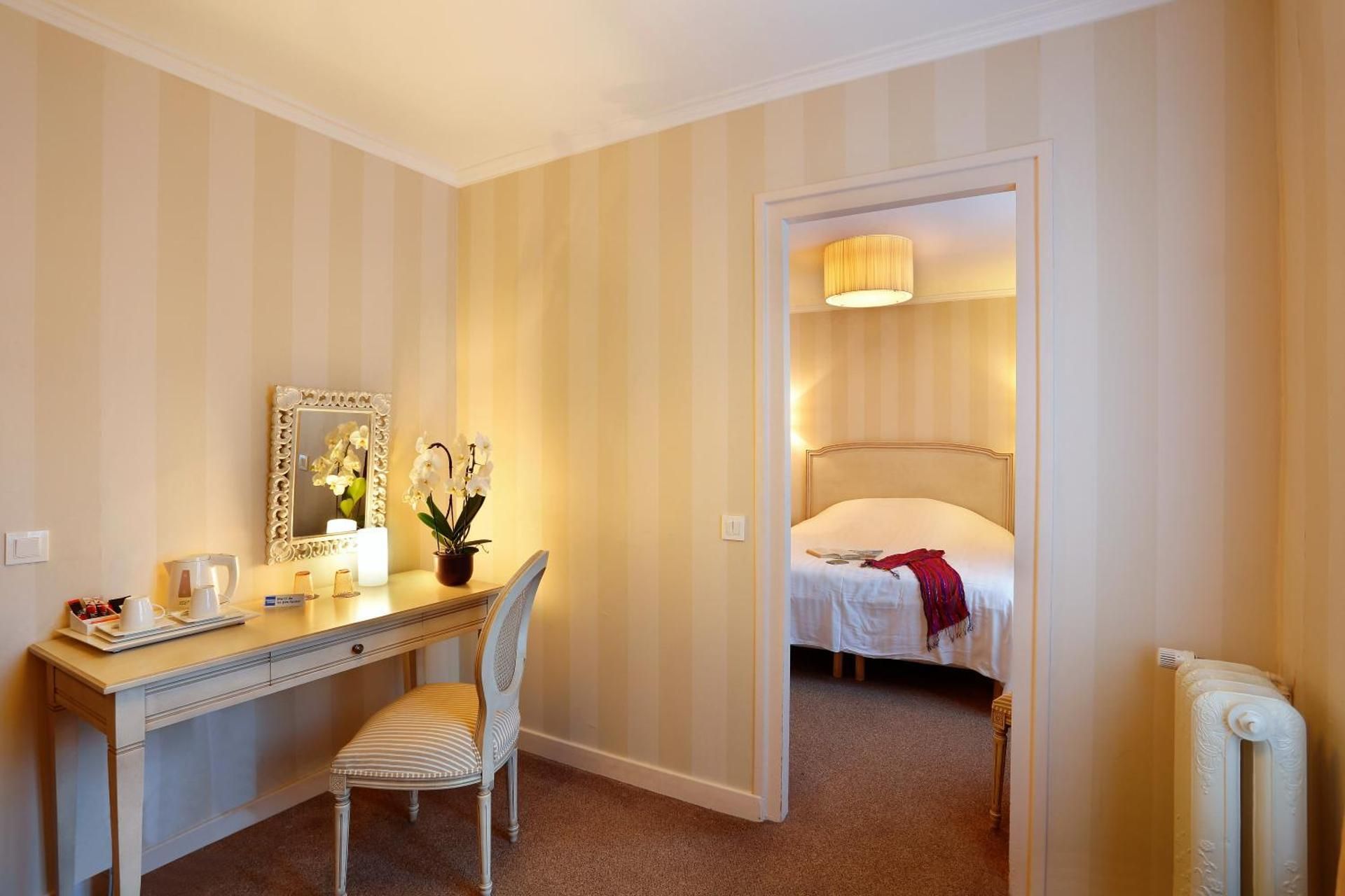 Junior Suite (2 Adults)