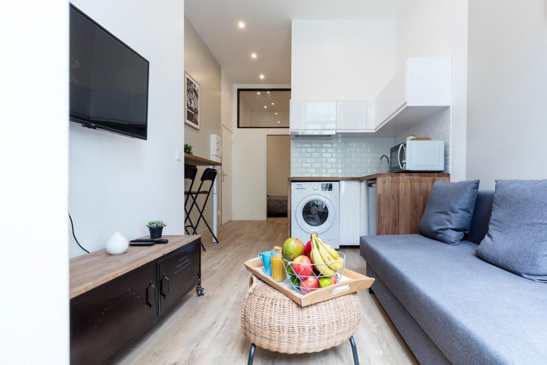 One-Bedroom Apartment