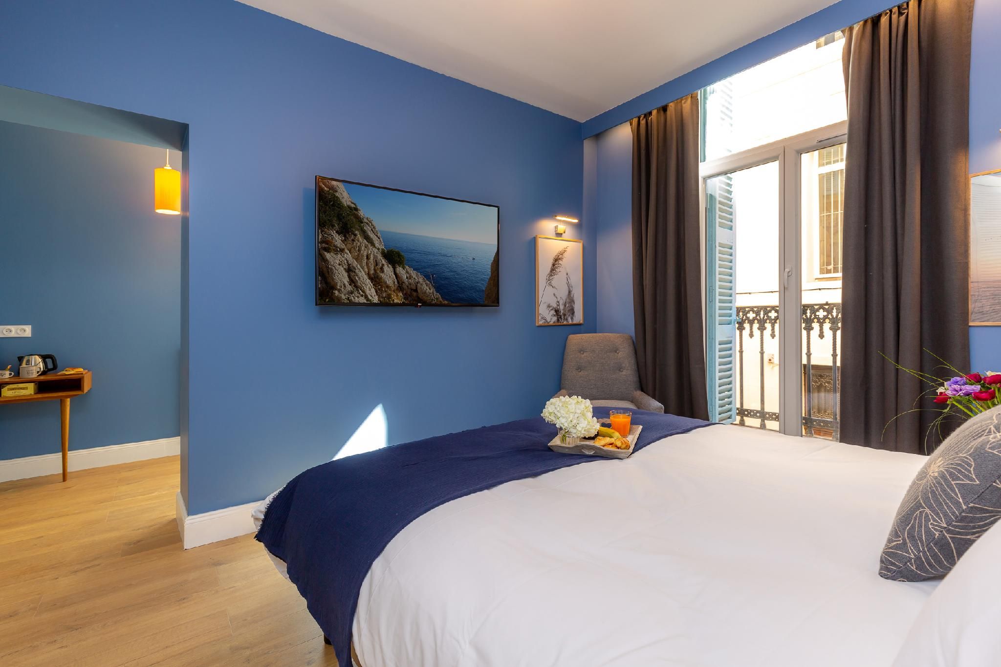 Appartement-Standard-Salle d'eau-Vue sur Rue-E9 Nature