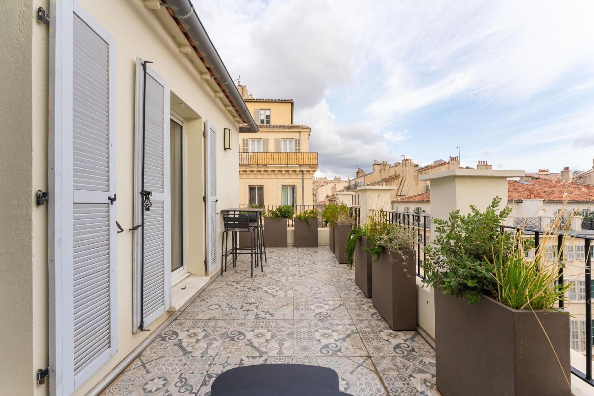 Apartment with Terrace