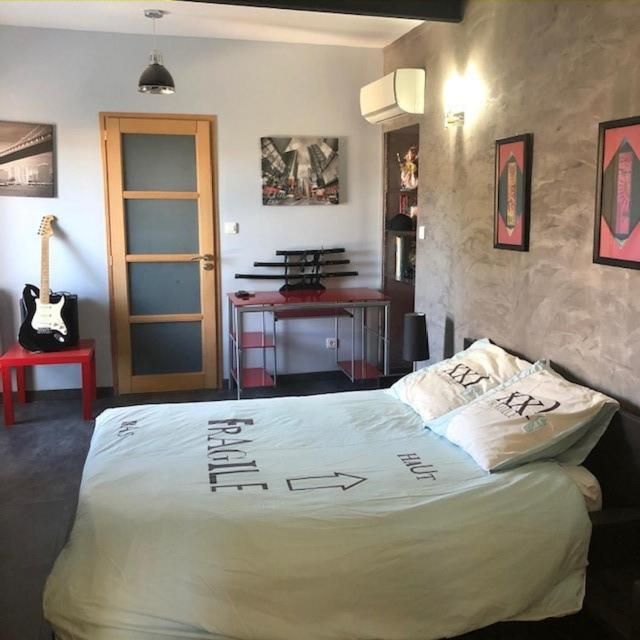 Suite with Garden View