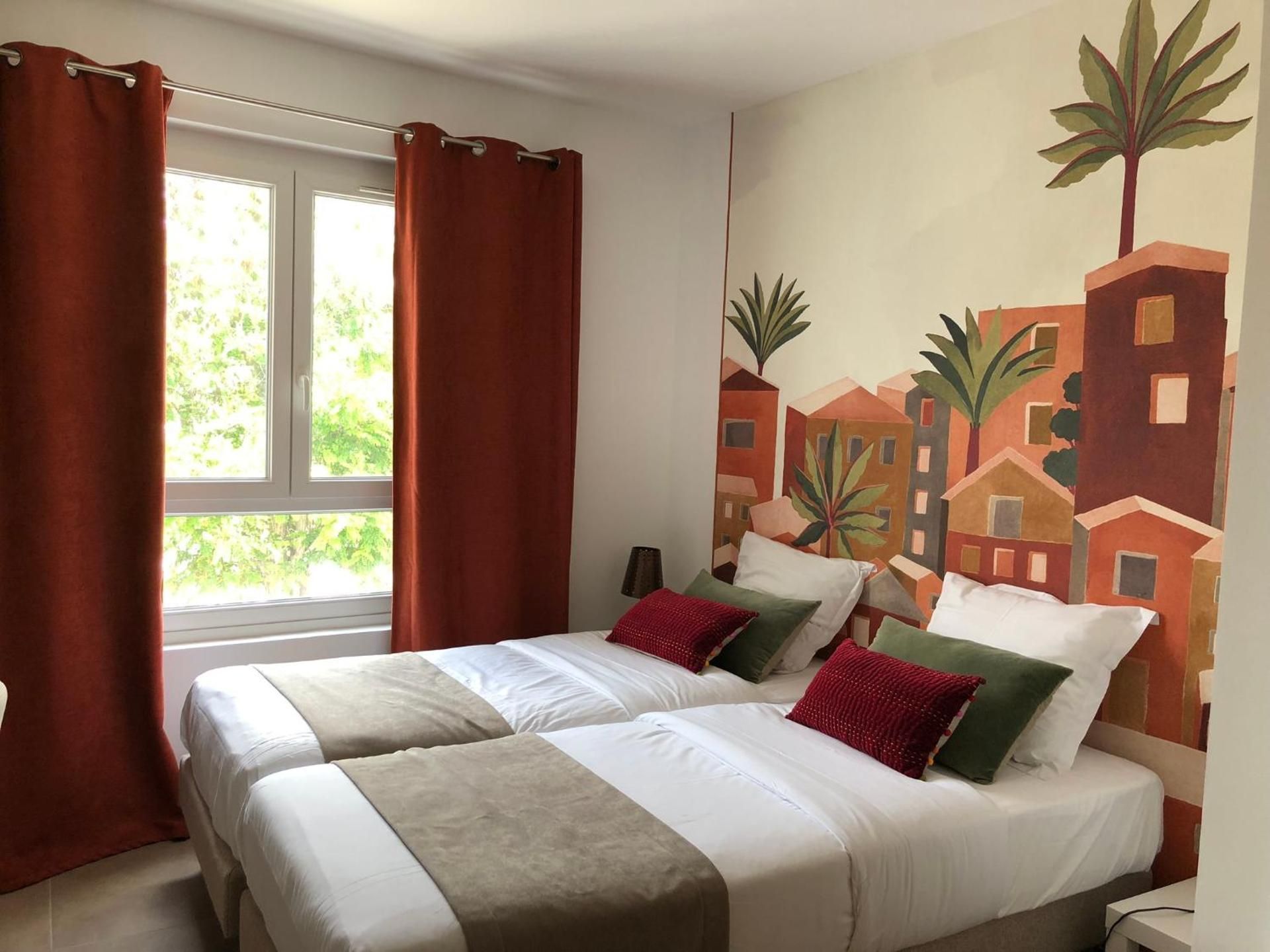 Deluxe Double or Twin Room