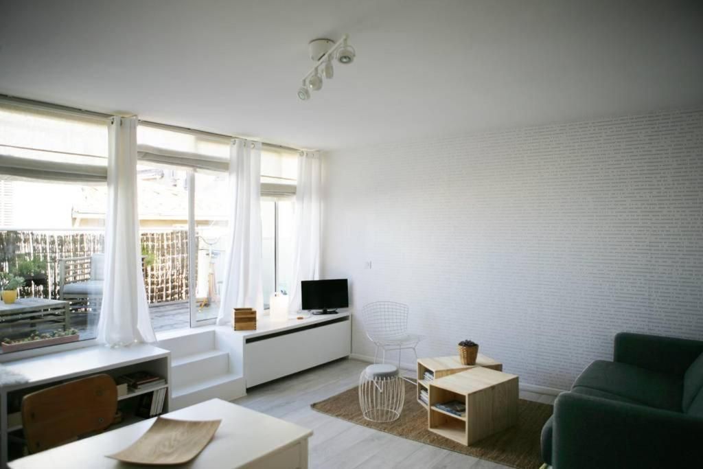 Apartment with Terrace