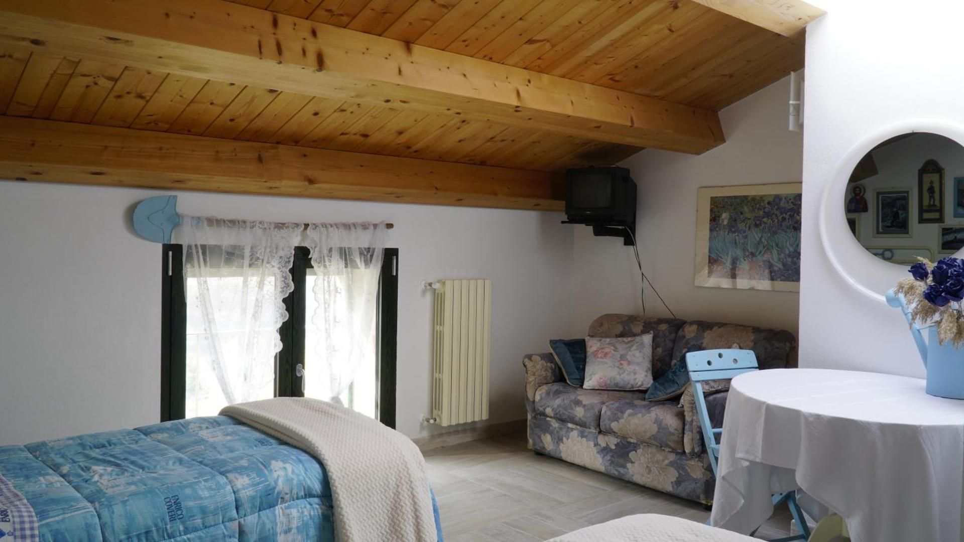 Double or Twin Room with Private Bathroom