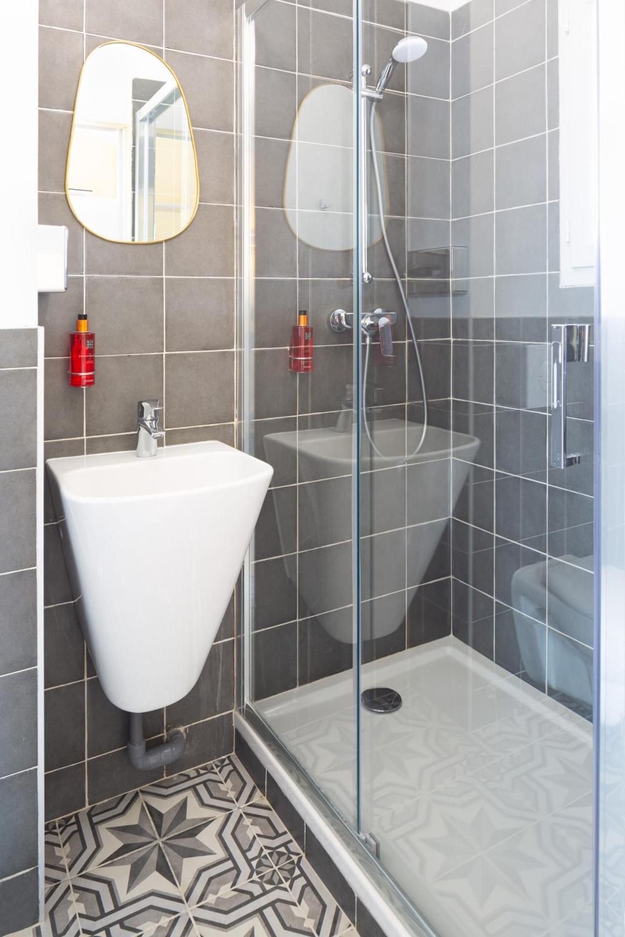 Duplex Apartment with Terrace (2-6 Adults)